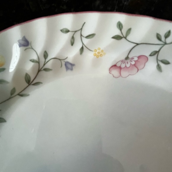 Johnson Brothers Summer Chintz Serving Platter-Made in England - Picture 2 of 3